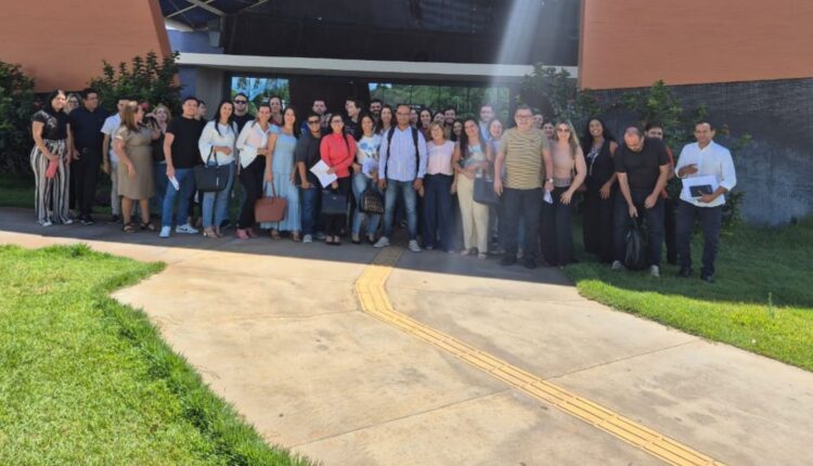 EQUIPE DA SECRETARIA DE SAÚDE DE ARACATU PARTICIPA DE REUNIÃO DA CIR E RECEBE NOVO EQUIPAMENTO PARA COMBATE À DENGUE