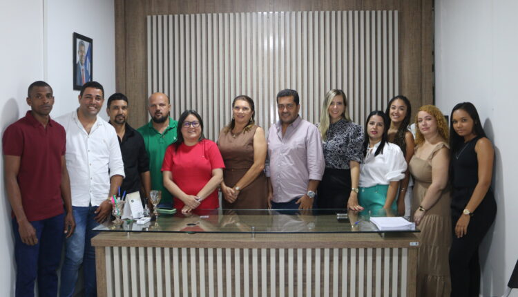 PREFEITURA DE ARACATU DÁ POSSE A NOVOS AGENTES COMUNITÁRIOS DE SAÚDE
